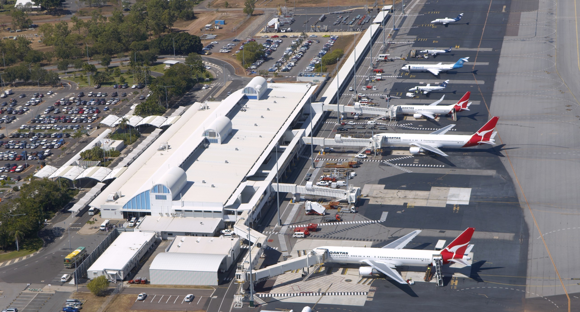Darwin Airport 3.jpg