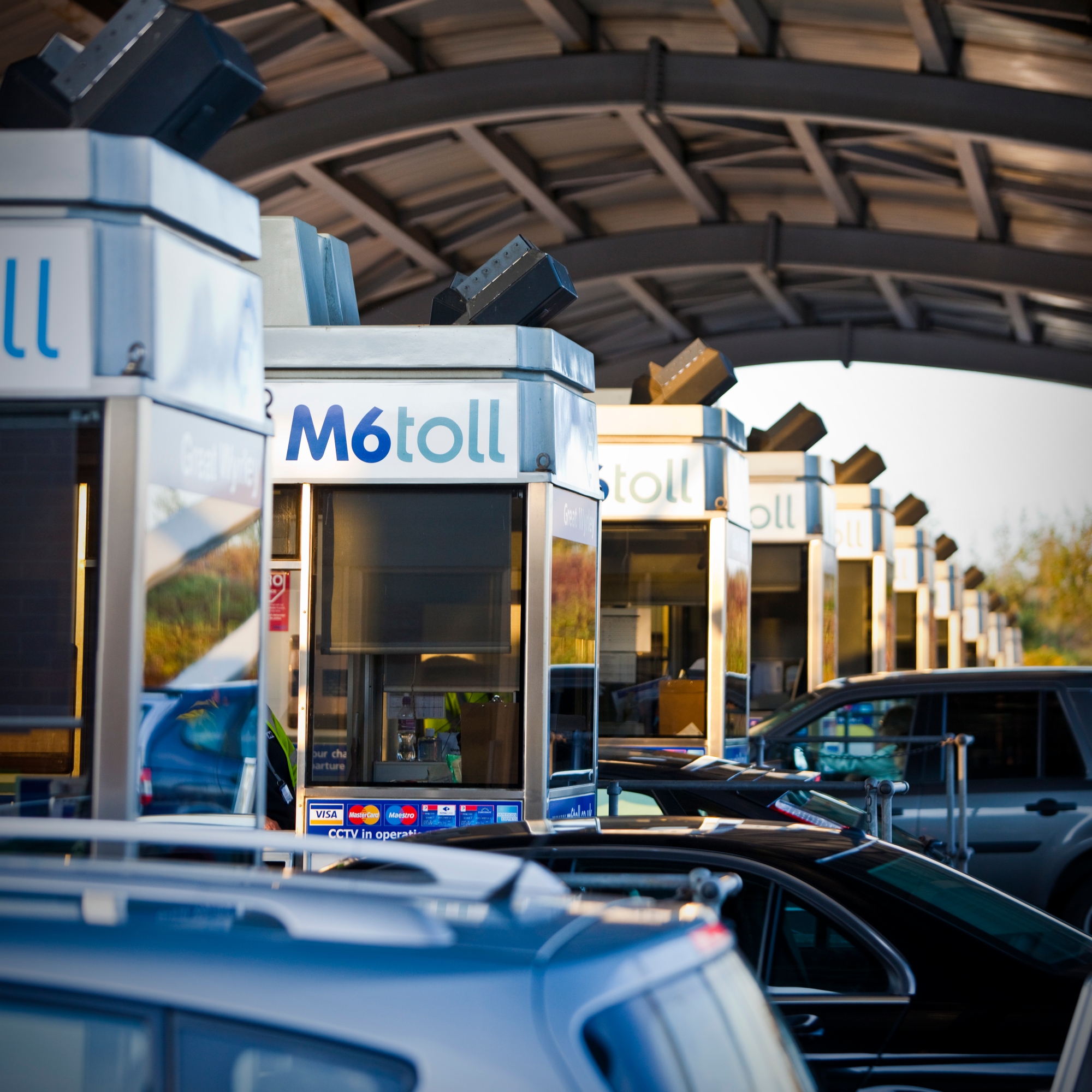 M6Toll (Aleatica).jpg