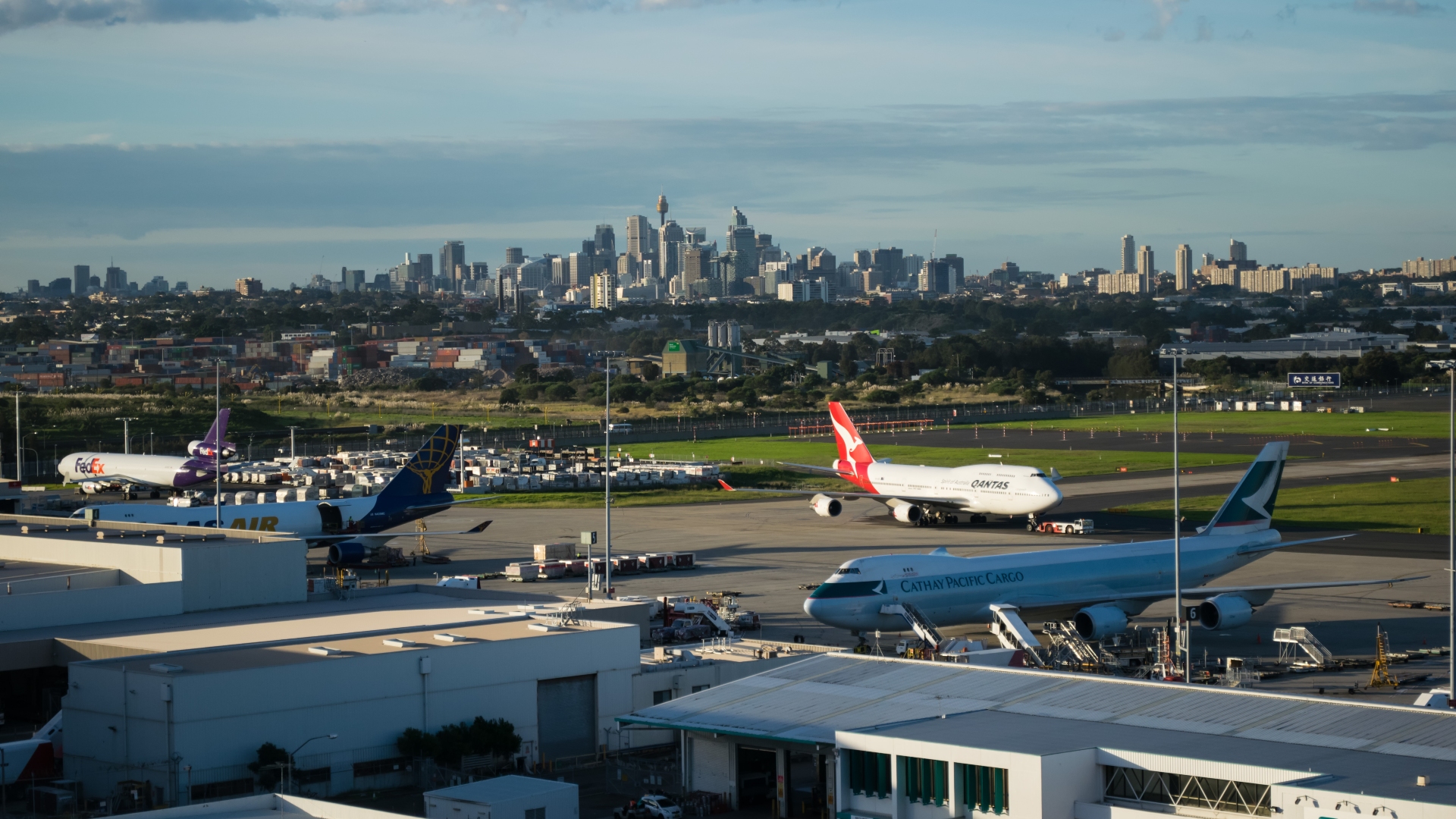 Syd Airport 1.jpg
