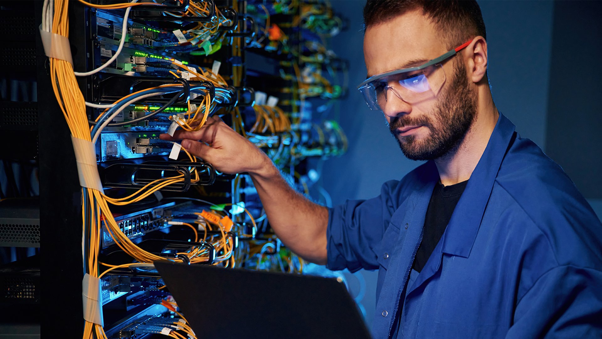 Data Centre_0003_iStock-2030113019.jpg