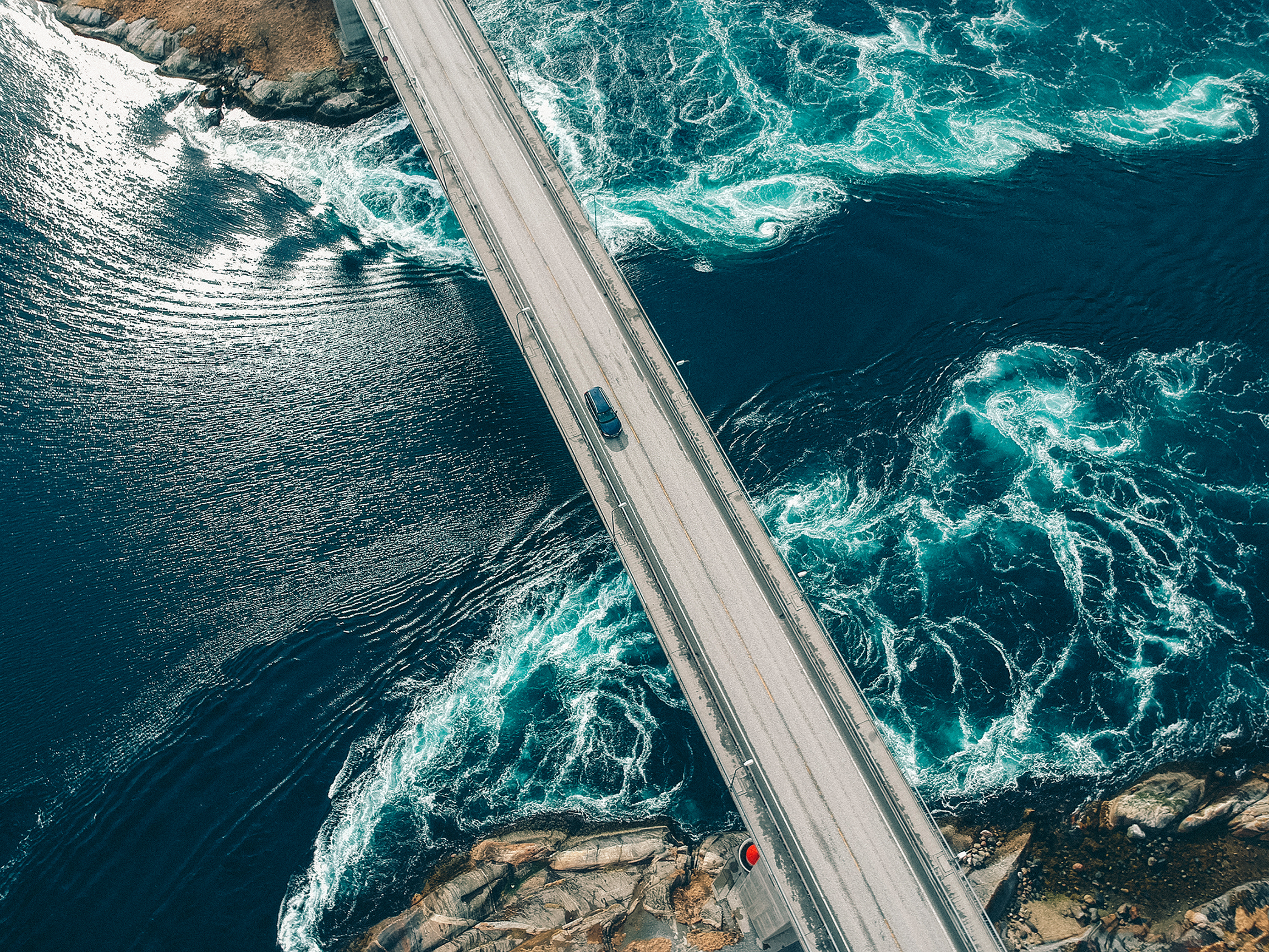 Bridging the gap - Cover image.jpg