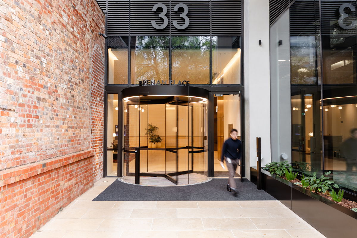 brenan-place-melbourne_brenan_place_melbourne_vic_31-35_vic_pde_building_exterior_entrance.webp
