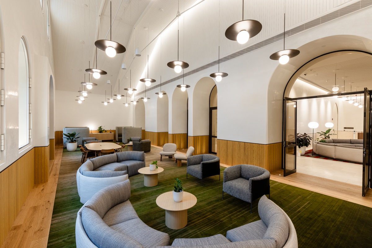brenan-place-melbourne_brenan_place_melbourne_vic_31-35_vic_pde_building_interior_seating_view.webp
