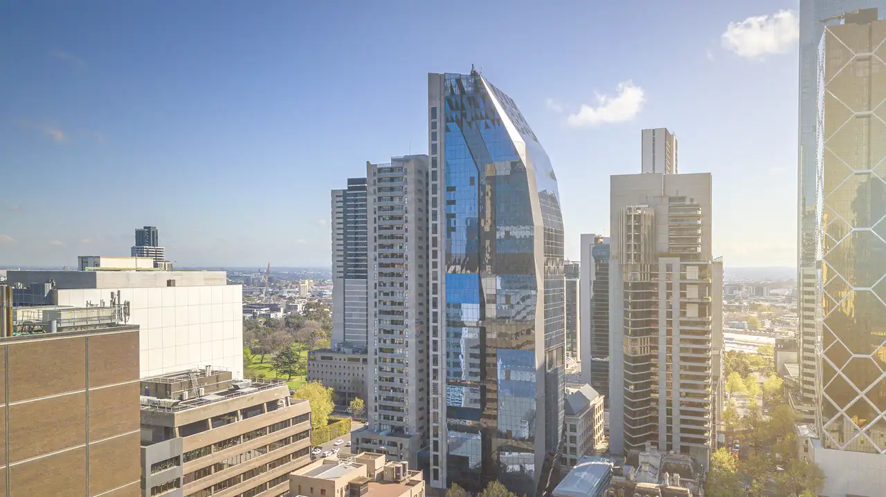 VU_City_Tower_Melbourne_VIC_Building_Exterior_Landscape_CIty_View.webp