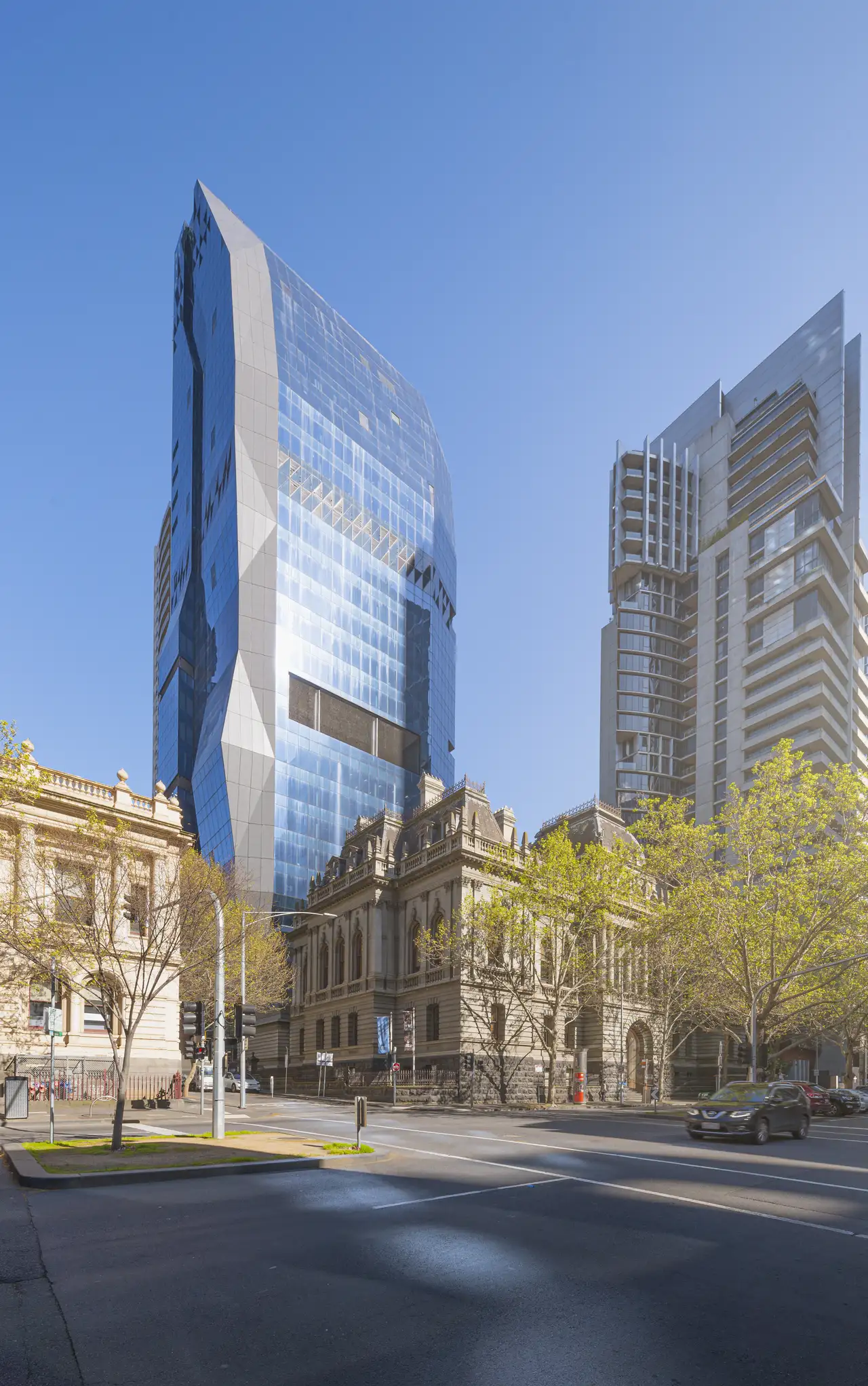 VU_City_Tower_Melbourne_VIC_Building_Exterior_Street_View_Portrait.webp