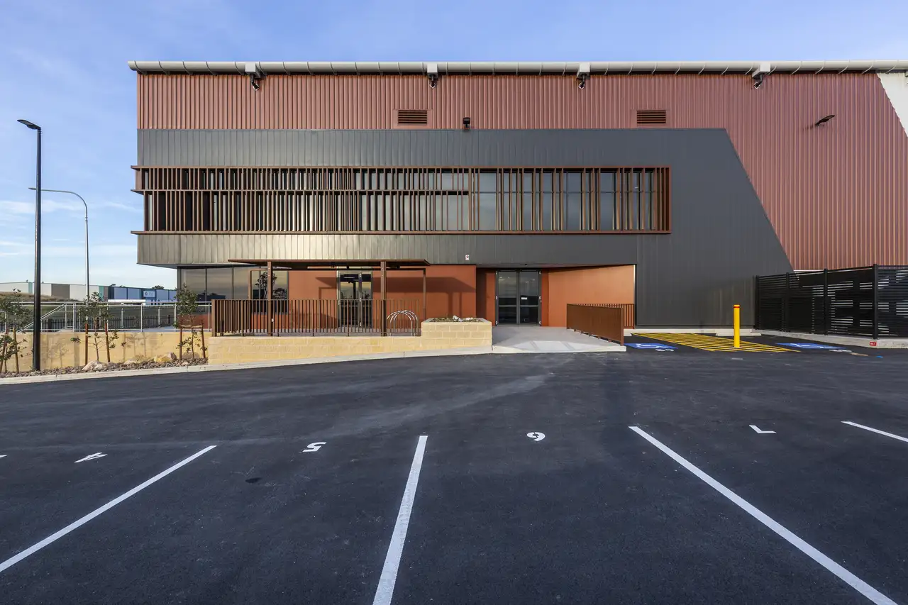 61_Eastern_Creek_Drive_NSW_Industrial_property_development_building_exterior_with_car_park.webp