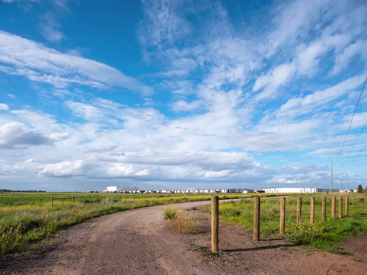 744_Boundary_Road_VIC_Industrial_location_fence-and-driveway.webp