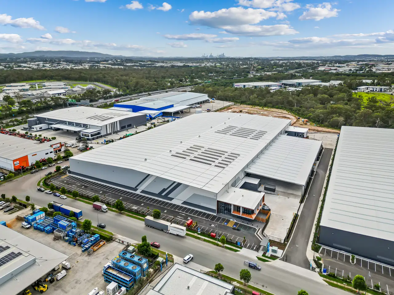 Barracks_at_Metroplex_QLD_Barracks_Road_Shed_Aerial.webp