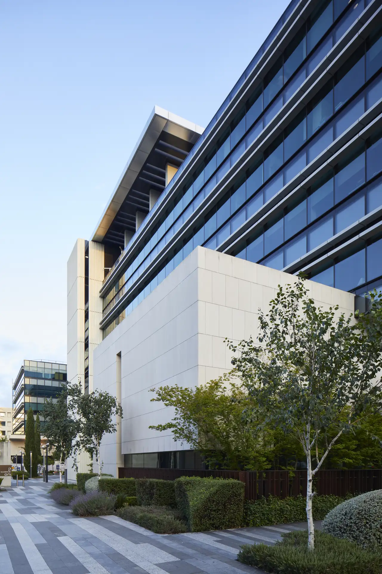 4_National_Circuit_Canberra ACT_Building_Exterior-2.webp