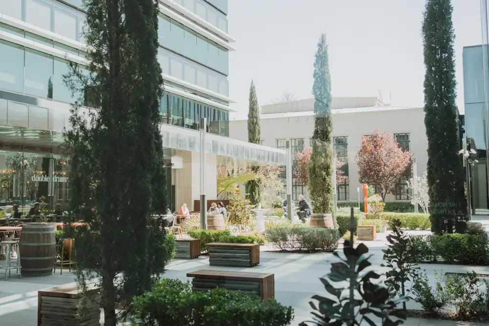 4_National_Circuit_Canberra ACT_Building_Exterior-Seating_Area.webp