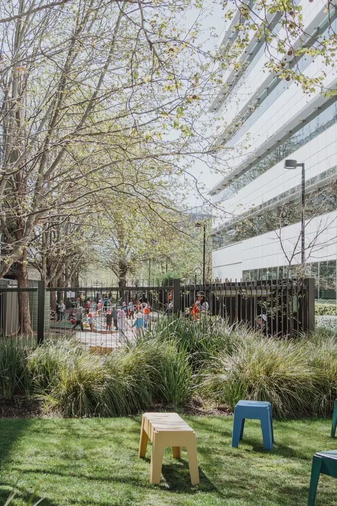 4_National_Circuit_Canberra ACT_Building_Exterior-Trees_And_Seating_Outside.webp