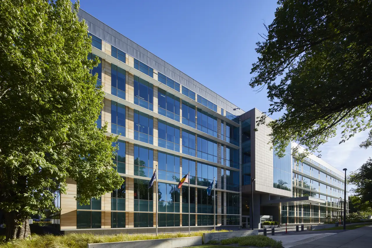 Andrew_Fisher_Building_1_National_Circuit_Canberra_ACT_Building_Exterior.webp