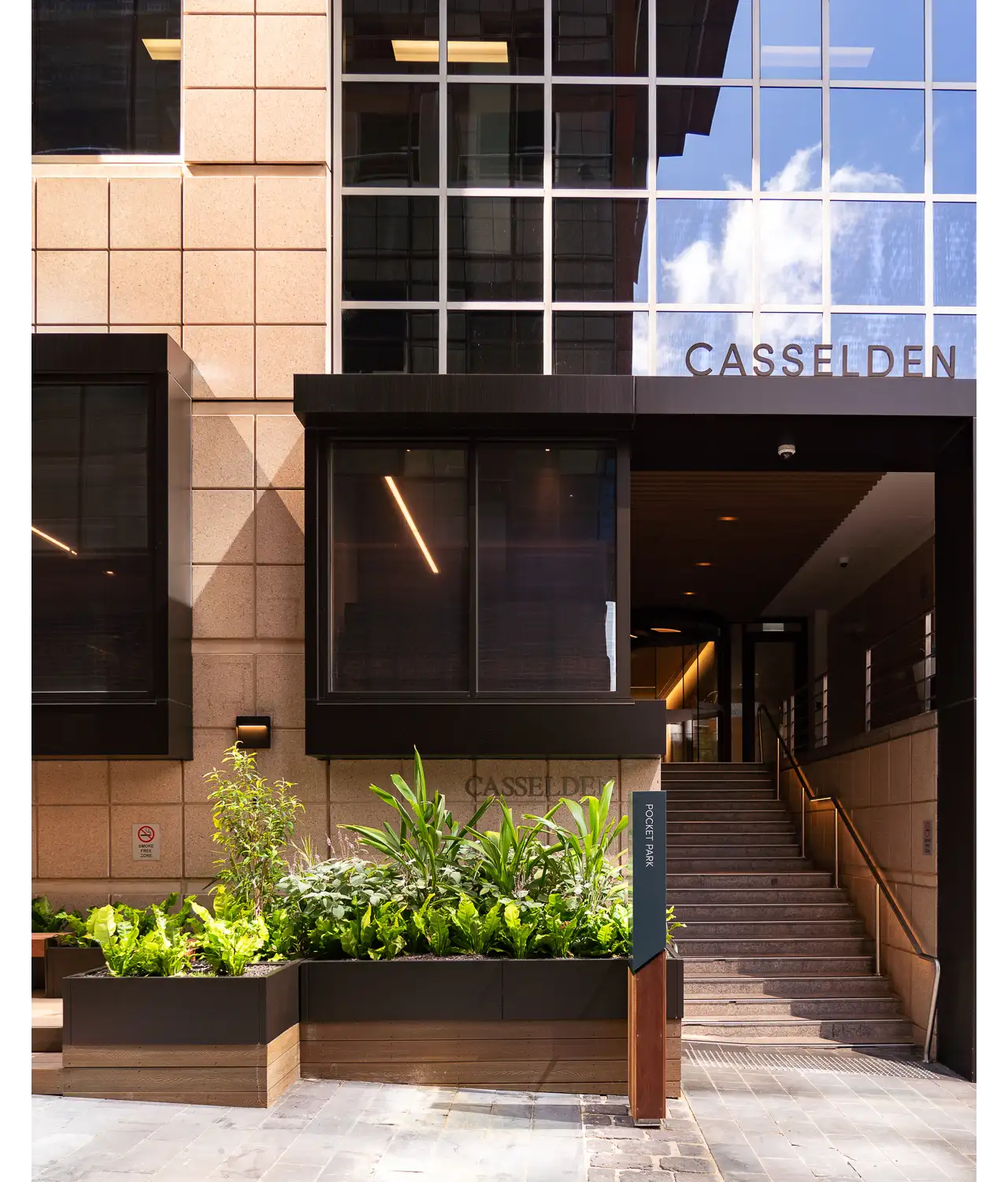 Casselden_2_Lonsdale_Street_Melbourne_VIC_Building_Exterior_Signage-2.webp