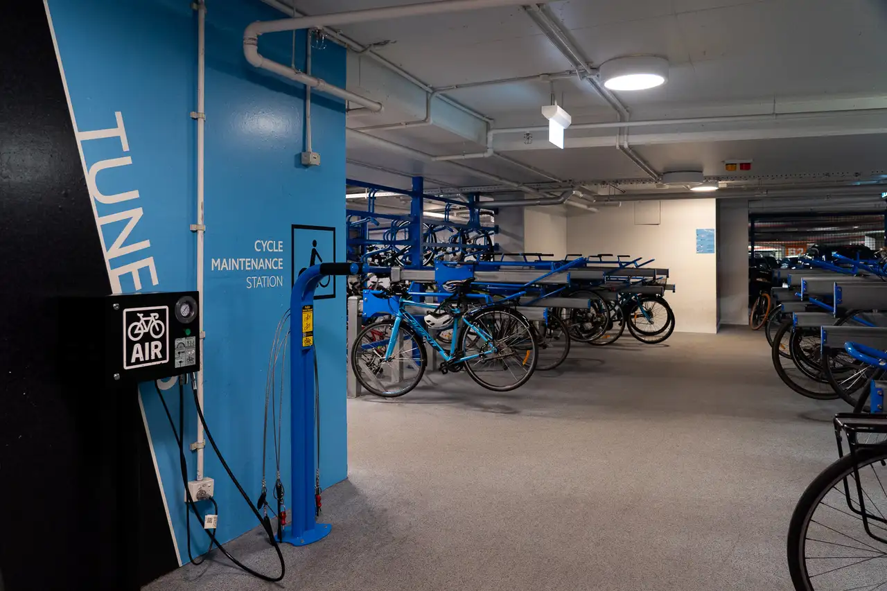 Casselden_2_Lonsdale_Street_Melbourne_VIC_Building_Interior_Bike_Shop.webp