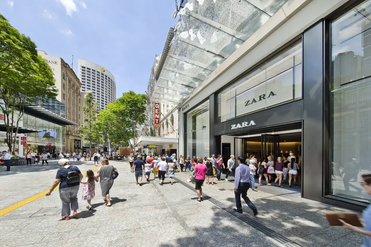 155_Queen_Street_Brisbane_QLD_Retail_Building_Exterior_Street_View_Entrance-2.webp