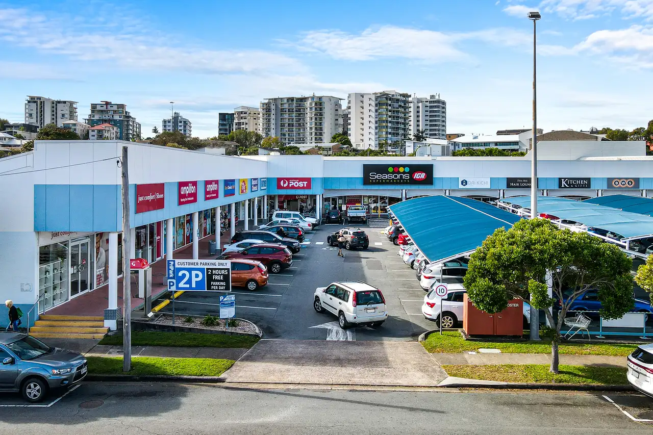 Caloundra_Village_QLD_Retail_Building_Exterior_Parking.webp