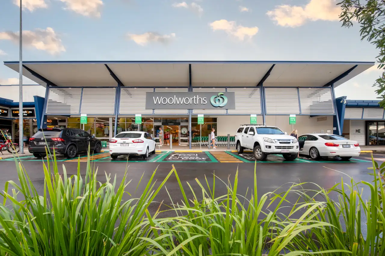 Coolum_Park_QLD_Retail_Building_Exterior_Street_View-2.webp