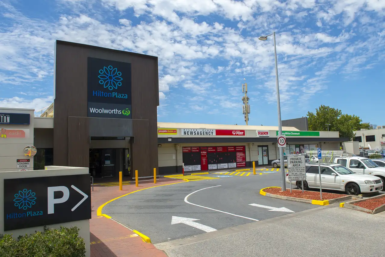 Hilton_Plaza_SA_Retail_Building_Exterior.webp