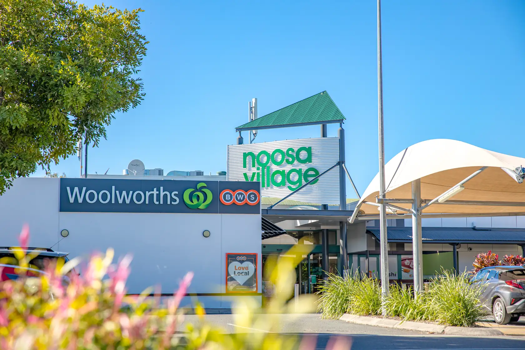 Noosa_Village_QLD_Retail_Building_Exterior.webp