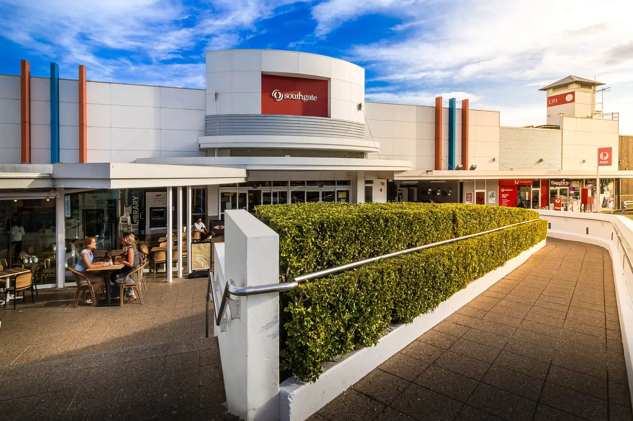 Southgate_Shopping_Centre_NSW_Retail_Building_Exterior-Street-View.webp