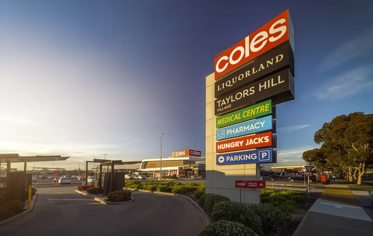 Taylors_Hill_Village_VIC_Retail_Building_Exterior-2.webp