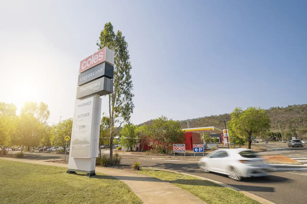 Thuringowa_Village_QLD_Retail_Building_Exterior_Signage.webp