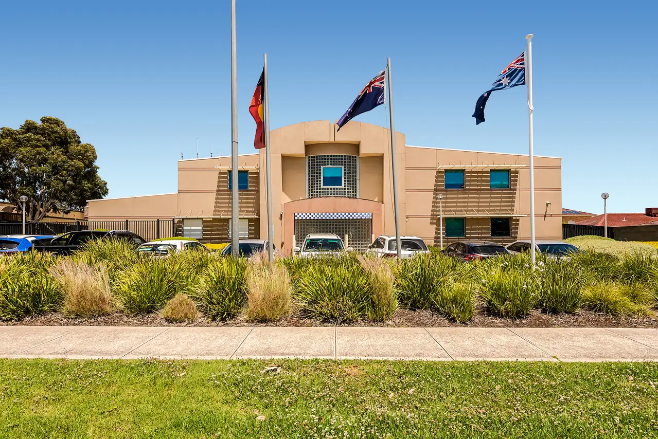 Mill_Park_Police_Station_VIC_Building_Exterior.webp