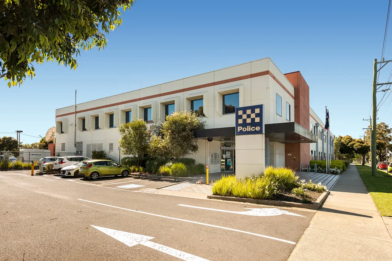 Moorabbin_Police_Station_VIC_Building_Exterior.webp
